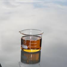 Introducción del aceite desmoldante.